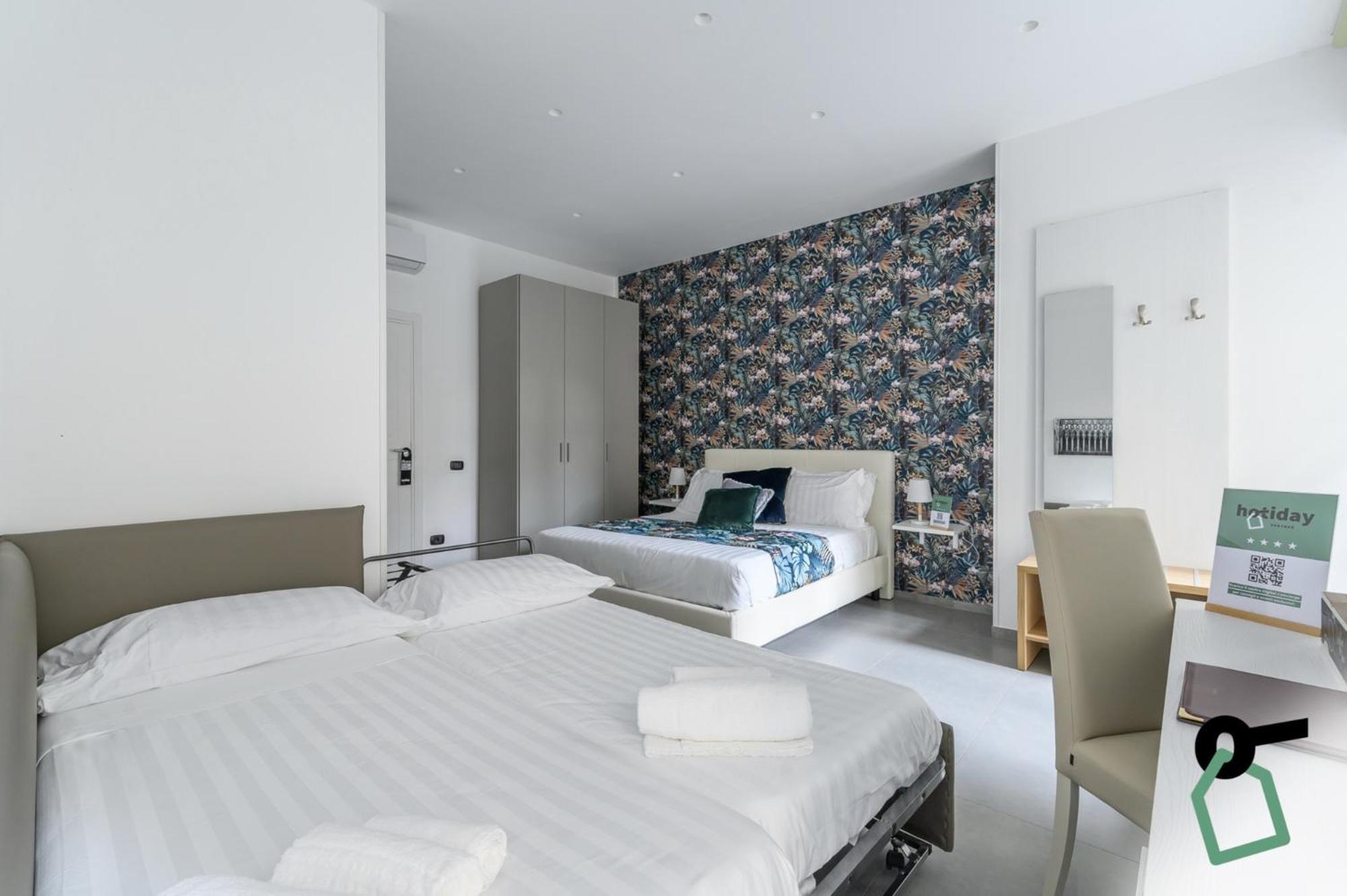 Hotiday Room Collection - Napoli Sant'Arcangelo エクステリア 写真