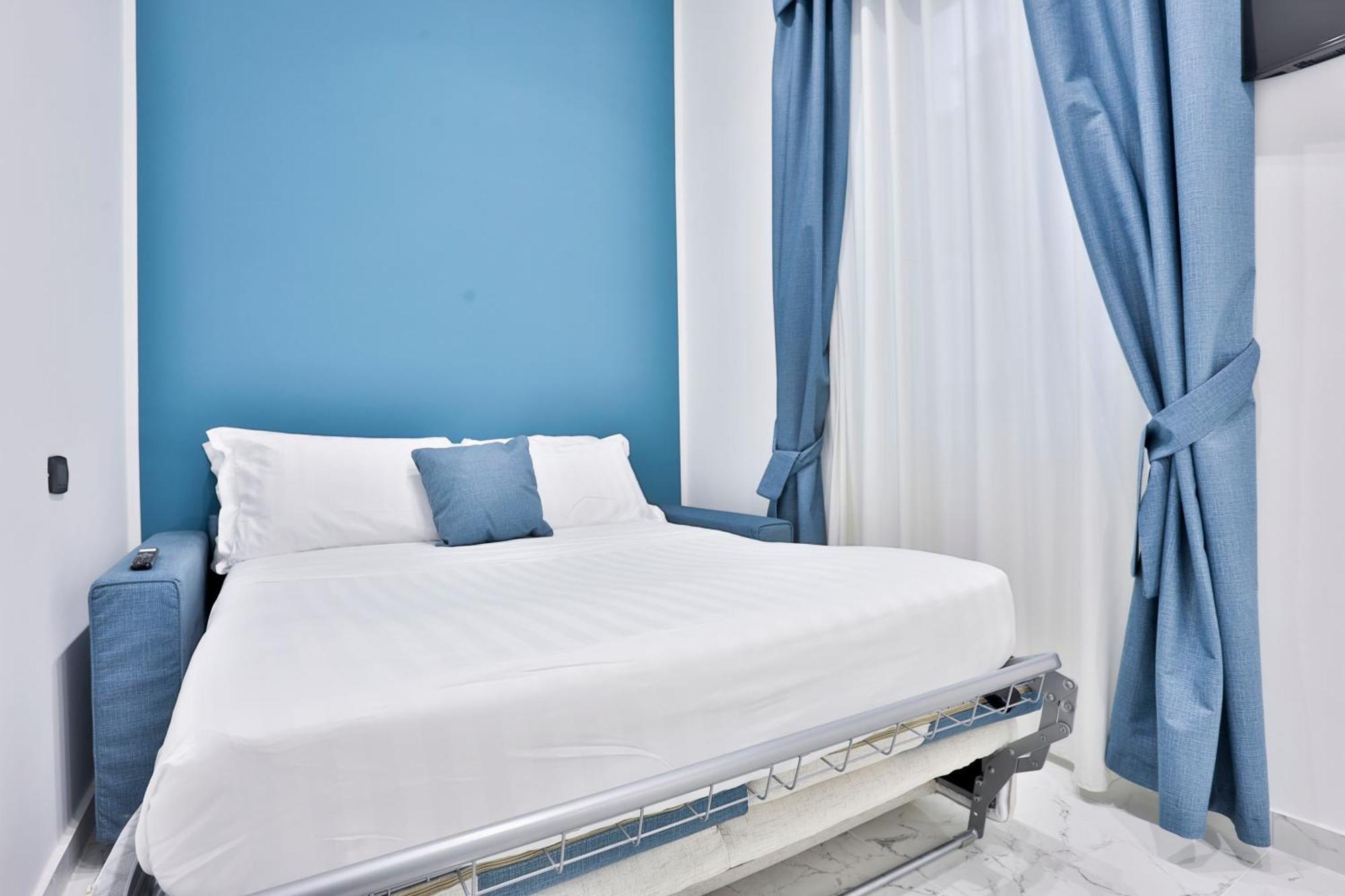 Hotiday Room Collection - Napoli Sant'Arcangelo エクステリア 写真
