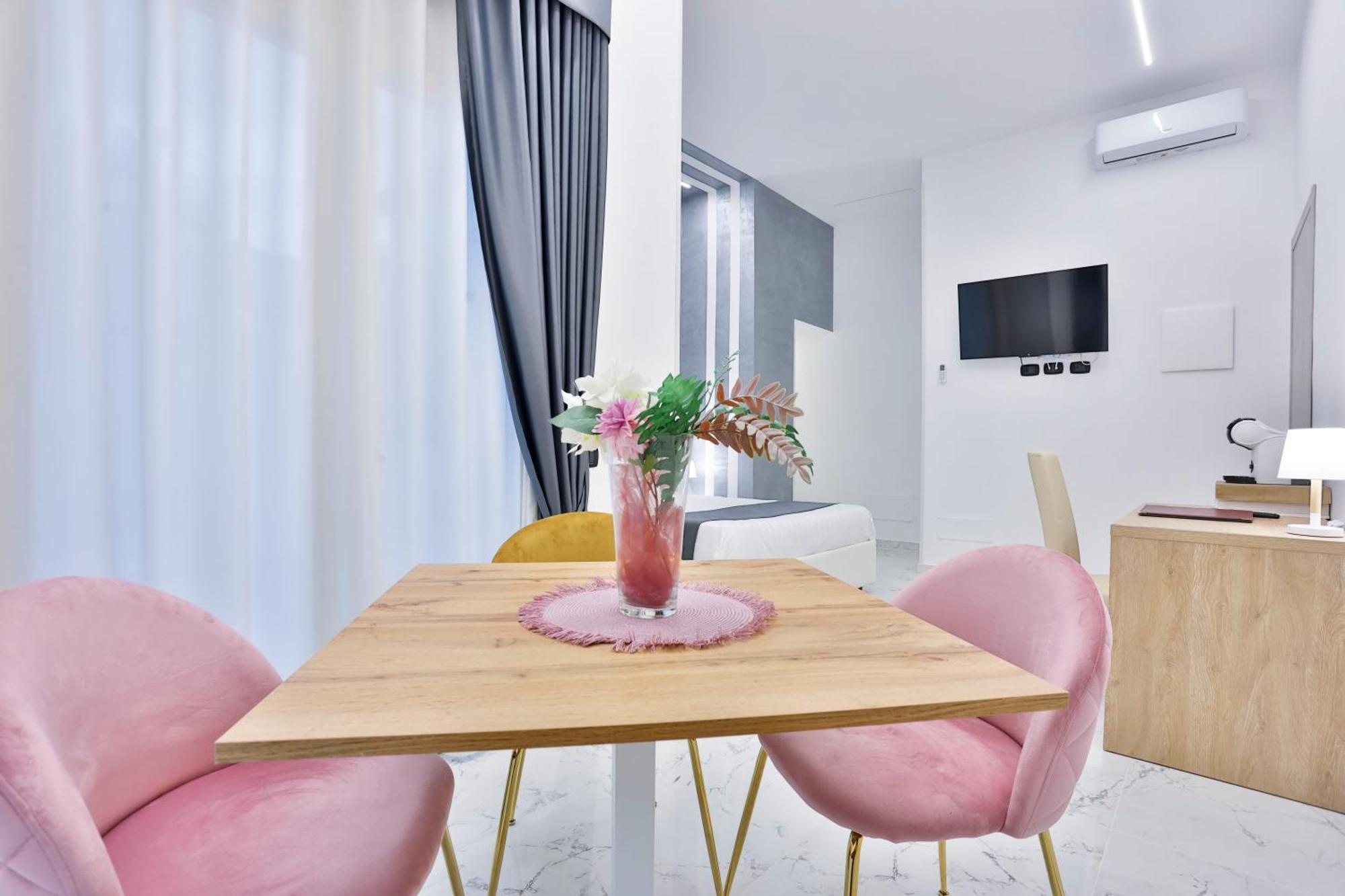 Hotiday Room Collection - Napoli Sant'Arcangelo エクステリア 写真